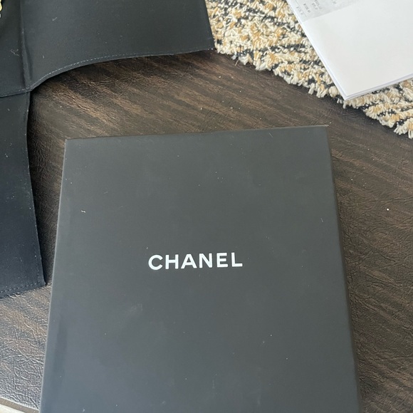 CHANEL CC Gold Hinge Choker Necklace M - Picture 4 of 5